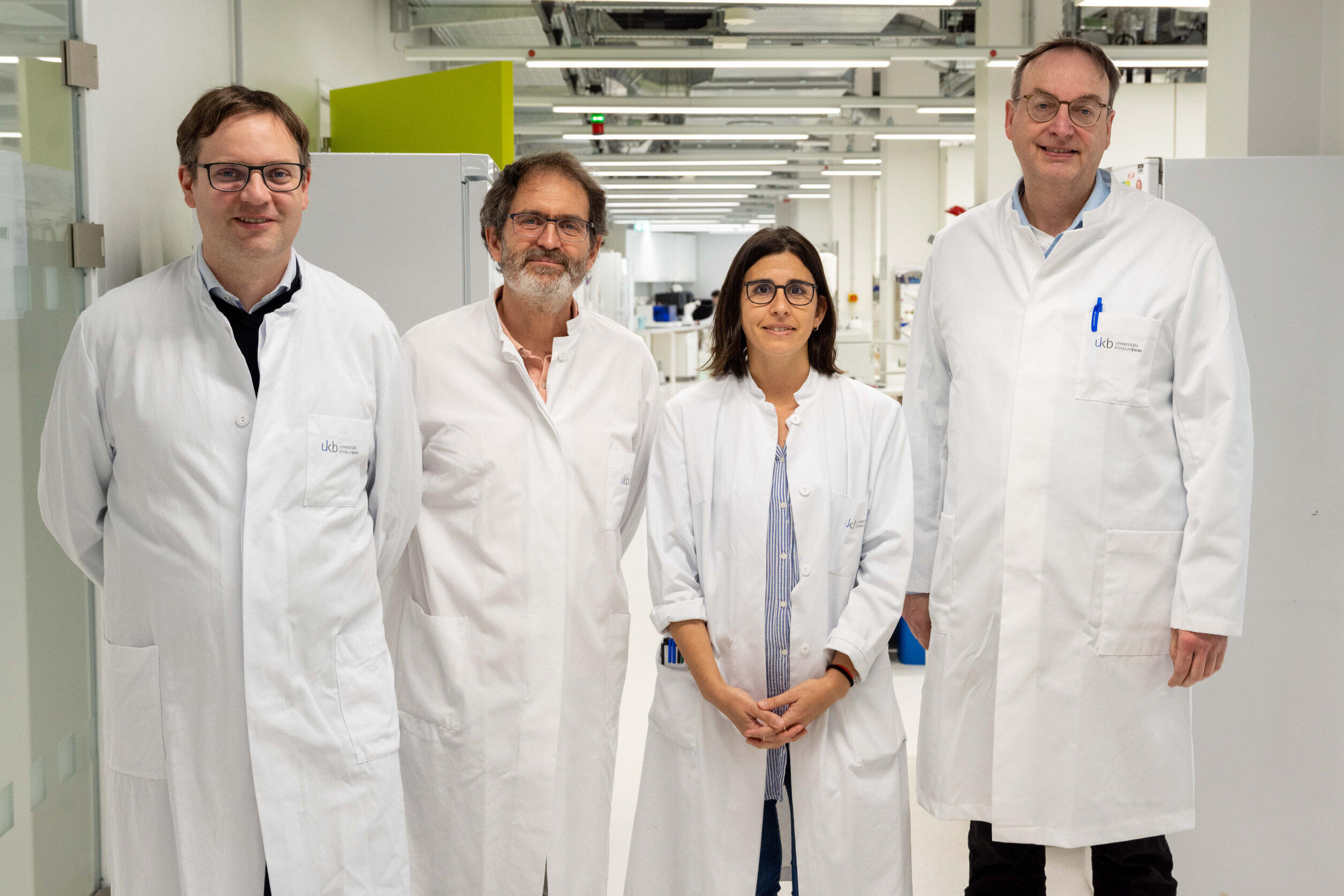 How immune cells communicate to fight viruses