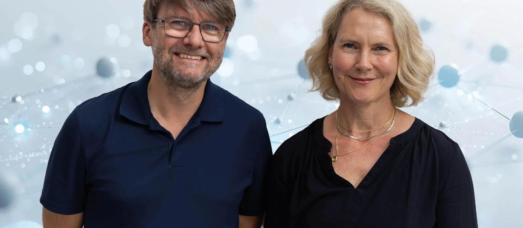 Prof. Christian Henneberger, Direktor des Instituts für Zelluläre Neurowissenschaften I am UKB, und Prof. Susanne Schoch McGovern,
Prof. Christian Henneberger, Direktor des Instituts für Zelluläre Neurowissenschaften I am UKB, und Prof. Susanne Schoch McGovern, - Direktorin des Instituts für Zelluläre Neurowissenschaften II am UKB, sind Sprecher und stellvertretende Sprecherin der neuen DFG-Forschungsgruppe FOR 5987. Der Forschungsverbund untersucht, wie Botenstoffe Informationen im Gehirn innerhalb und außerhalb von Synapsen übertragen.